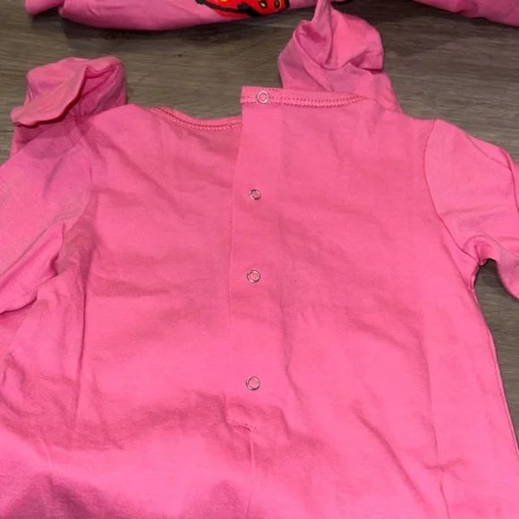 Gucci Baby Logo Onesie - Picture 4 of 7